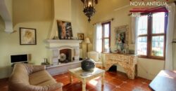 B150 – Casa en exclusivo condominio a la venta