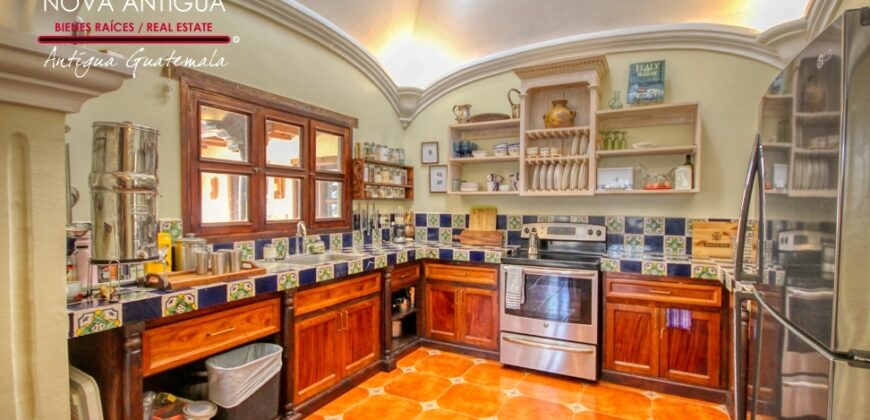 B150 – House in Exclusive Gated Community for Sale