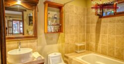 B150 – Casa en exclusivo condominio a la venta