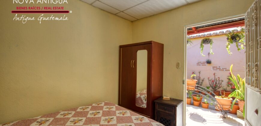 N46 – Amplia casa en renta en el area de San Gaspar Vivar