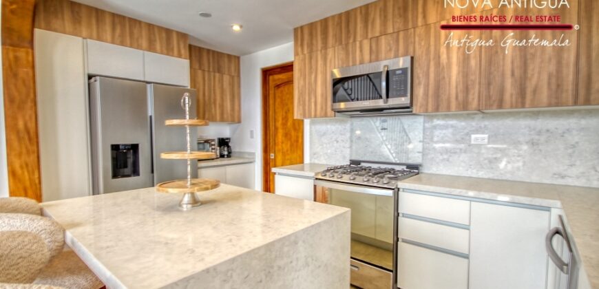 SI17 – Newly built house in the Santa Ines area