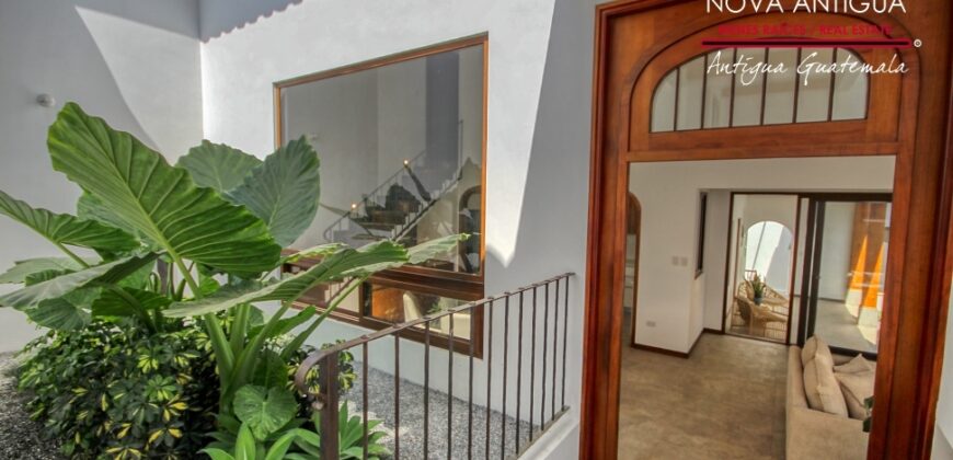 SI17 – Newly built house in the Santa Ines area