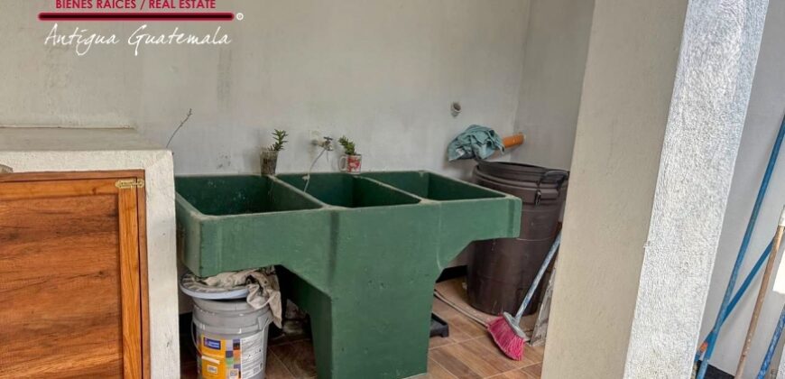 A4246 – Commercial Spaces for Rent in Antigua Guatemala