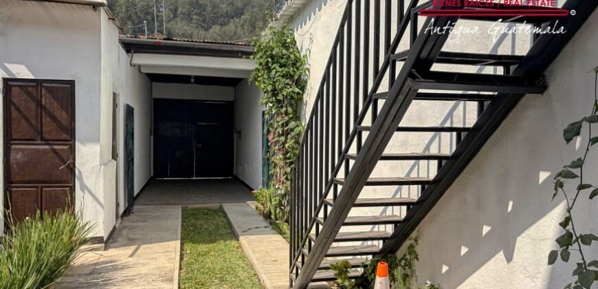 A4246 – Commercial Spaces for Rent in Antigua Guatemala