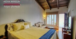 A4242 – Beautiful newly remodeled house in the center of Antigua G.