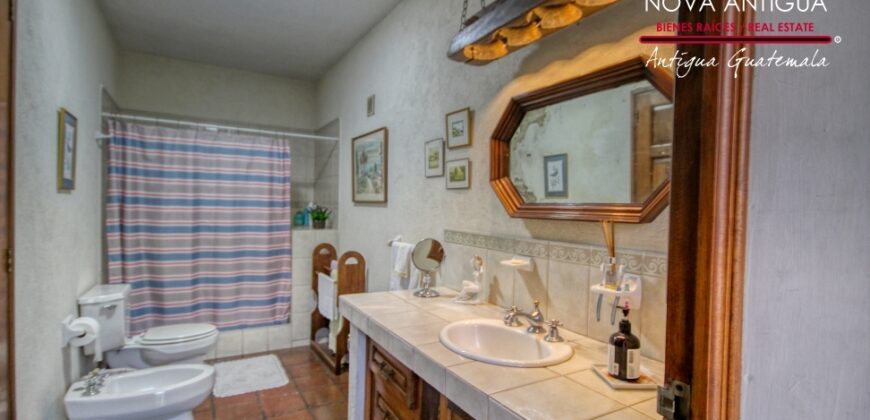 A4243 – Beautiful House for Rent in a Gated Community