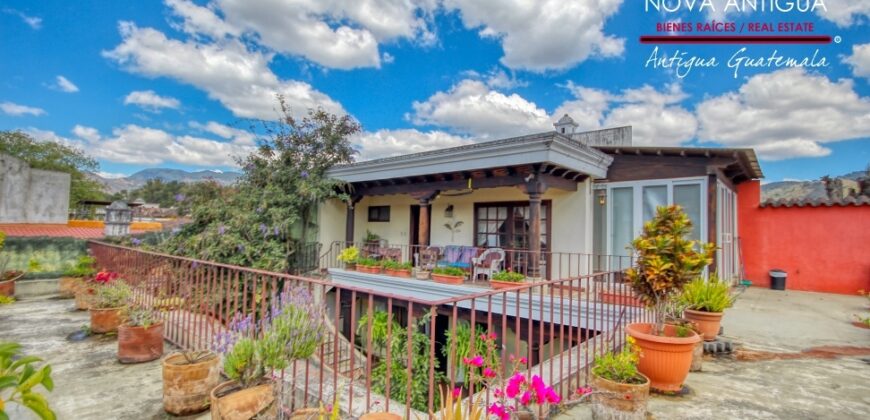 A4243 – Beautiful House for Rent in a Gated Community