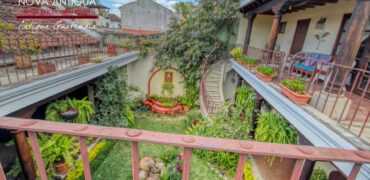 A4243 – Hermosa casa en renta dentro de residencial
