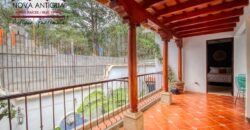 R34 – Casa en residencial carretera hacia Alotenango