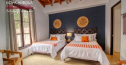 R34 – Casa en residencial carretera hacia Alotenango