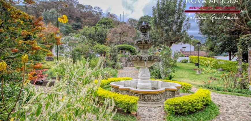 SCB413 – Land for sale in one of the exclusive residential areas of Santa Catarina Bobadilla