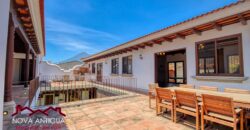 F491 – Casa en venta en residencial en el area de Jococtenango