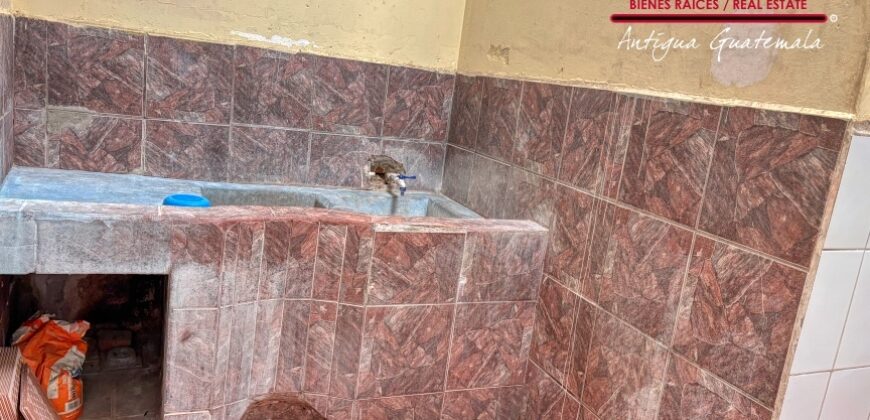 A4243 – Local en renta en Antigua Guatemala