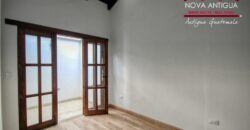 T50- Casa en venta en el area de San Miguel Dueñas
