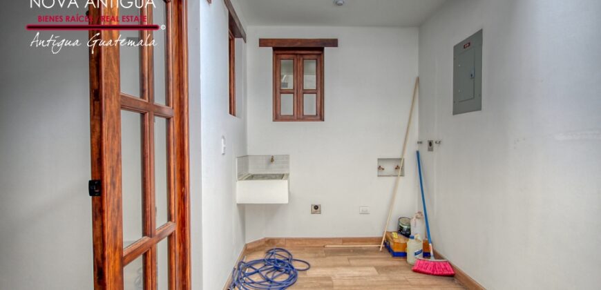 T50- House for sale in the San Miguel Dueñas area