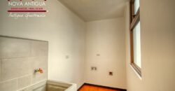R35 – Beautiful house for sale on the road to Alotenango
