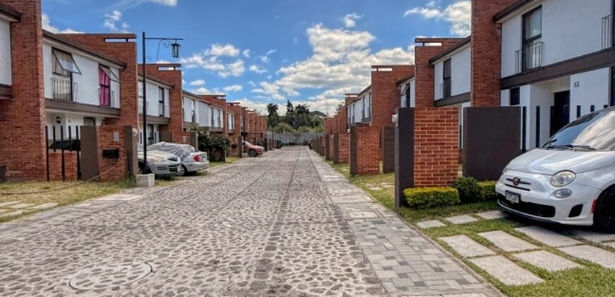 J148 – Casa en renta amueblada