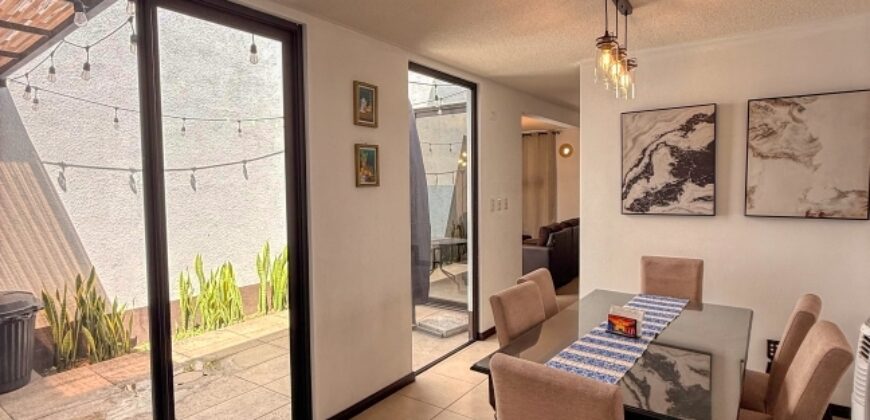 J148 – Casa en renta amueblada