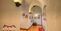A4249 – Beautiful property with large garden