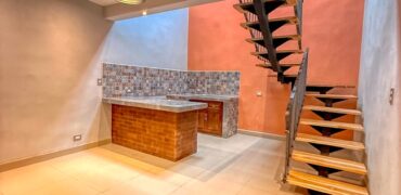 A4248 – Unfurnished Apartment in Downtown Antigua Guatemala