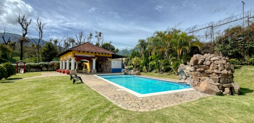 B151 – Corner Lot in a Gated Community in the El Calvario Area