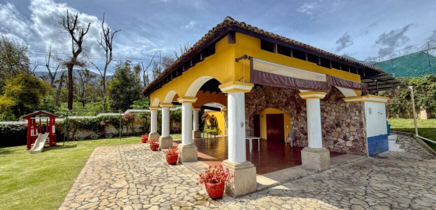 B151 – Corner Lot in a Gated Community in the El Calvario Area