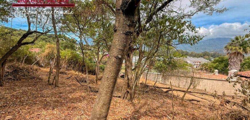 J149 – Land for Sale in the Old Town Area
