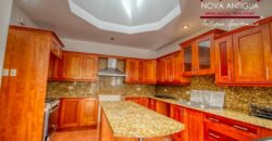 G44 – House in a gated community in the San Felipe de Jesus area