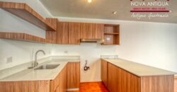 R36 – Bonita casa dentro de residencial carretera hacia Alotenango