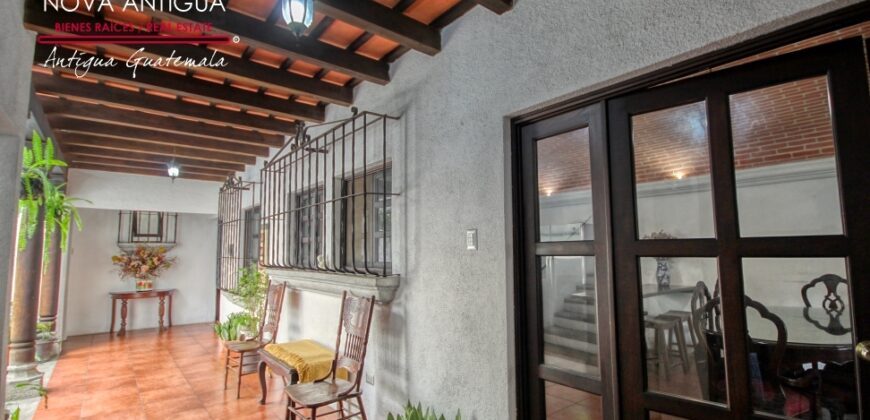 Acogedora Casa en Renta y/o Venta en Residencial Privado, Jocotenango