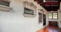 Acogedora Casa en Renta y/o Venta en Residencial Privado, Jocotenango