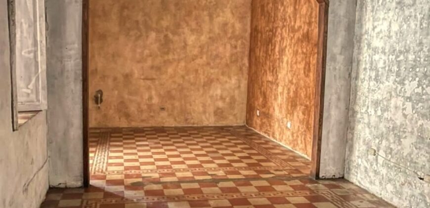 A4252 – Casa comercial en renta en el centro de Antigua G.