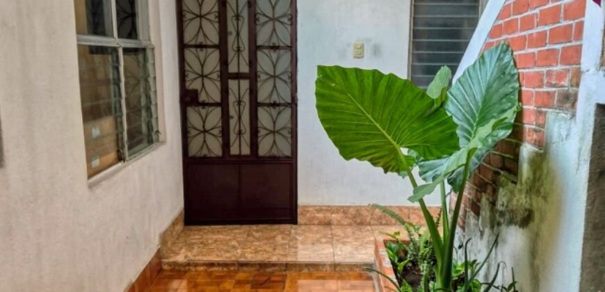 A4250 – Apartamento en segundo nivel a poca distancia del centro de Antigua G.