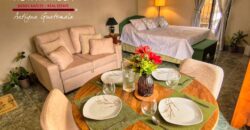 A4250 – Second-level apartment within walking distance of downtown Antigua G.