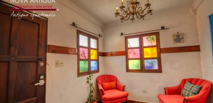 F494 – House plus apartment in a gated community
