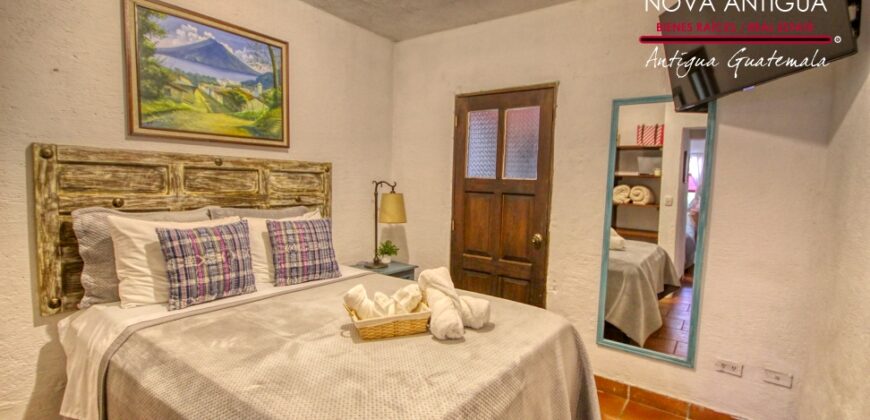 F494 – House plus apartment in a gated community