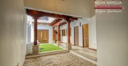 T51 – House in a gated community on the road to San Miguel Dueñas