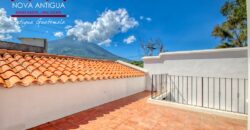 T51 – Casa en residencial carretera hacia San Miguel Dueñas