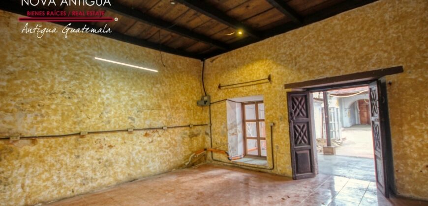 A4253 – Local en el centro de Antigua Guatemala