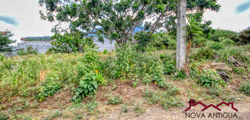 I486 – Terreno en venta en San Pedro las Huertas fuera de condominio