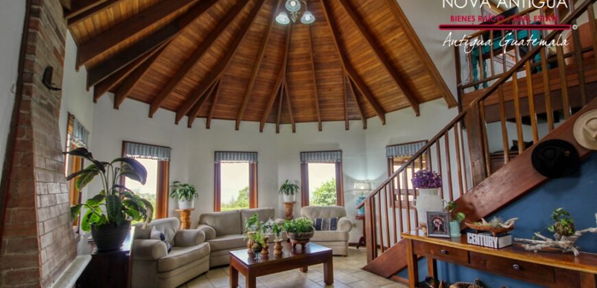 EH222 – Casa de campo en el area del Hato