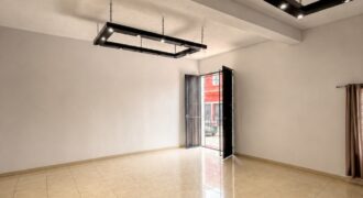 J151 – Local en renta en el area de Ciudad Vieja
