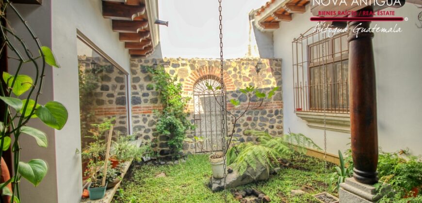 I487 – House in San Pedro las Huertas area