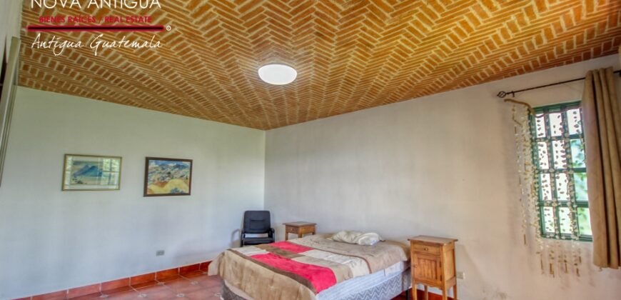 CH22 – Farm for sale | in Calderas