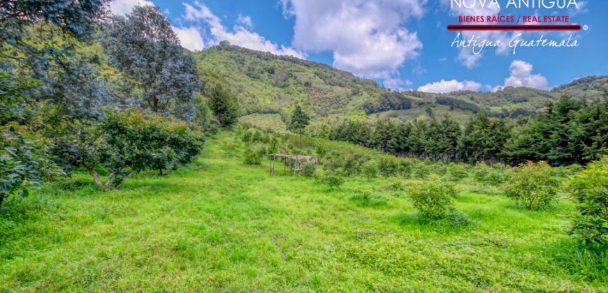 CH22 – Finca en venta | en Calderas