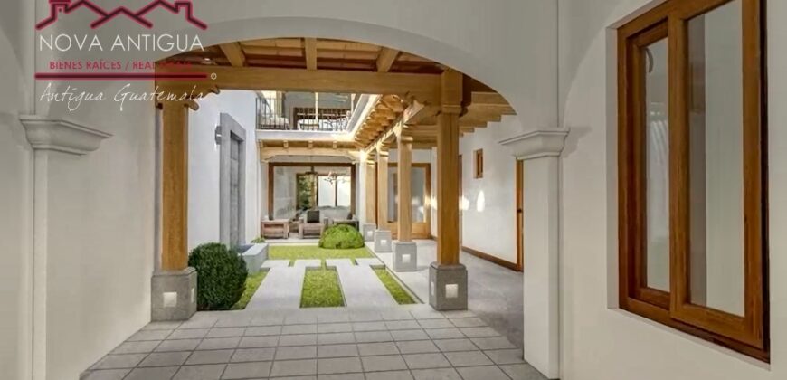 B153 – Casa en construccion a minutos del Parque Central