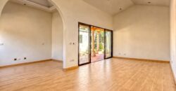 T54 – House under construction in the Hacienda del Comendador residential community