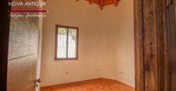 E250 – Cozy apartment in the Santa Ana area