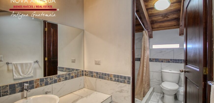 A4257 – Home within walking distance of the Central Park