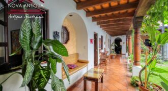 A4257 – Home within walking distance of the Central Park